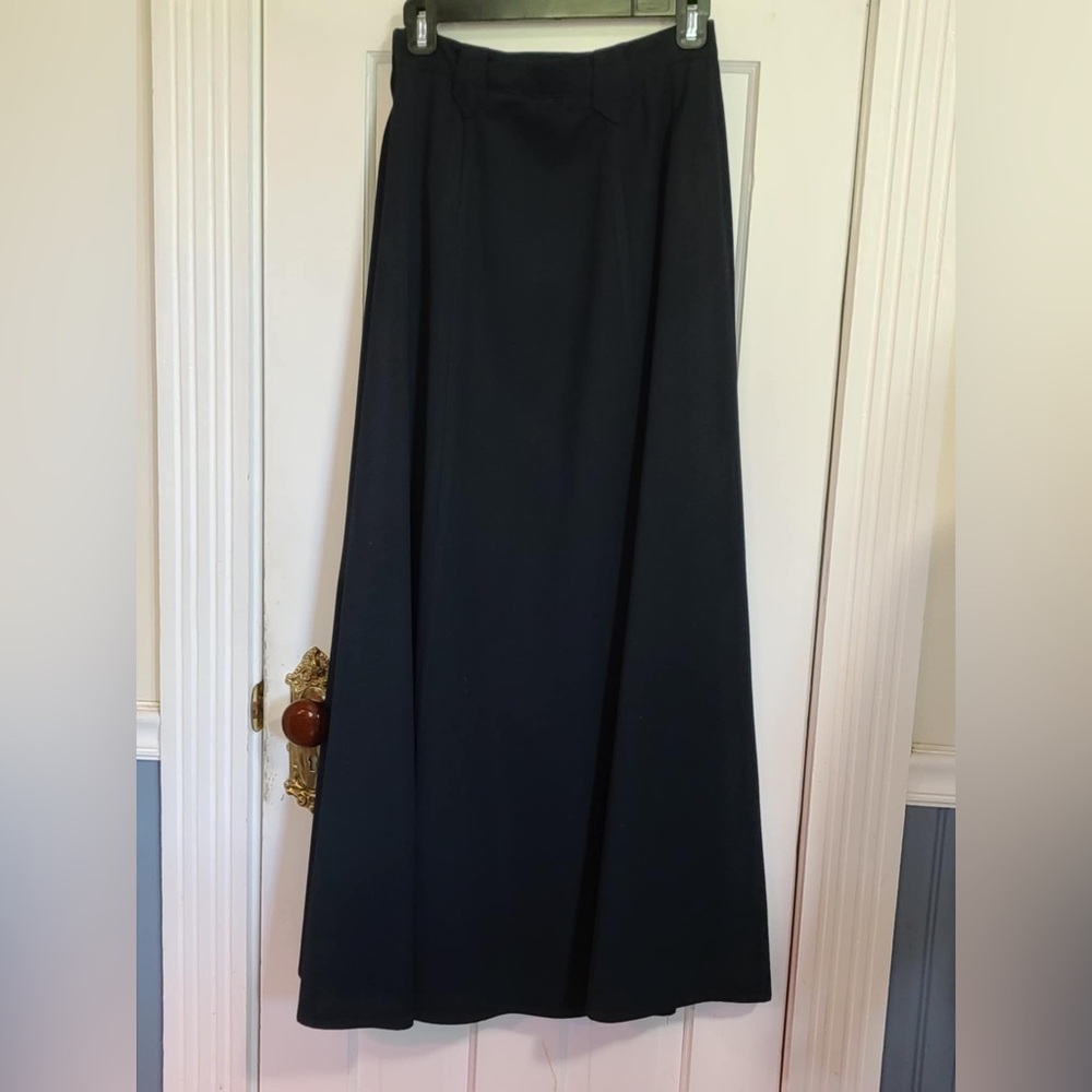 Scully Western Dark Navy Full Skirt Size 8